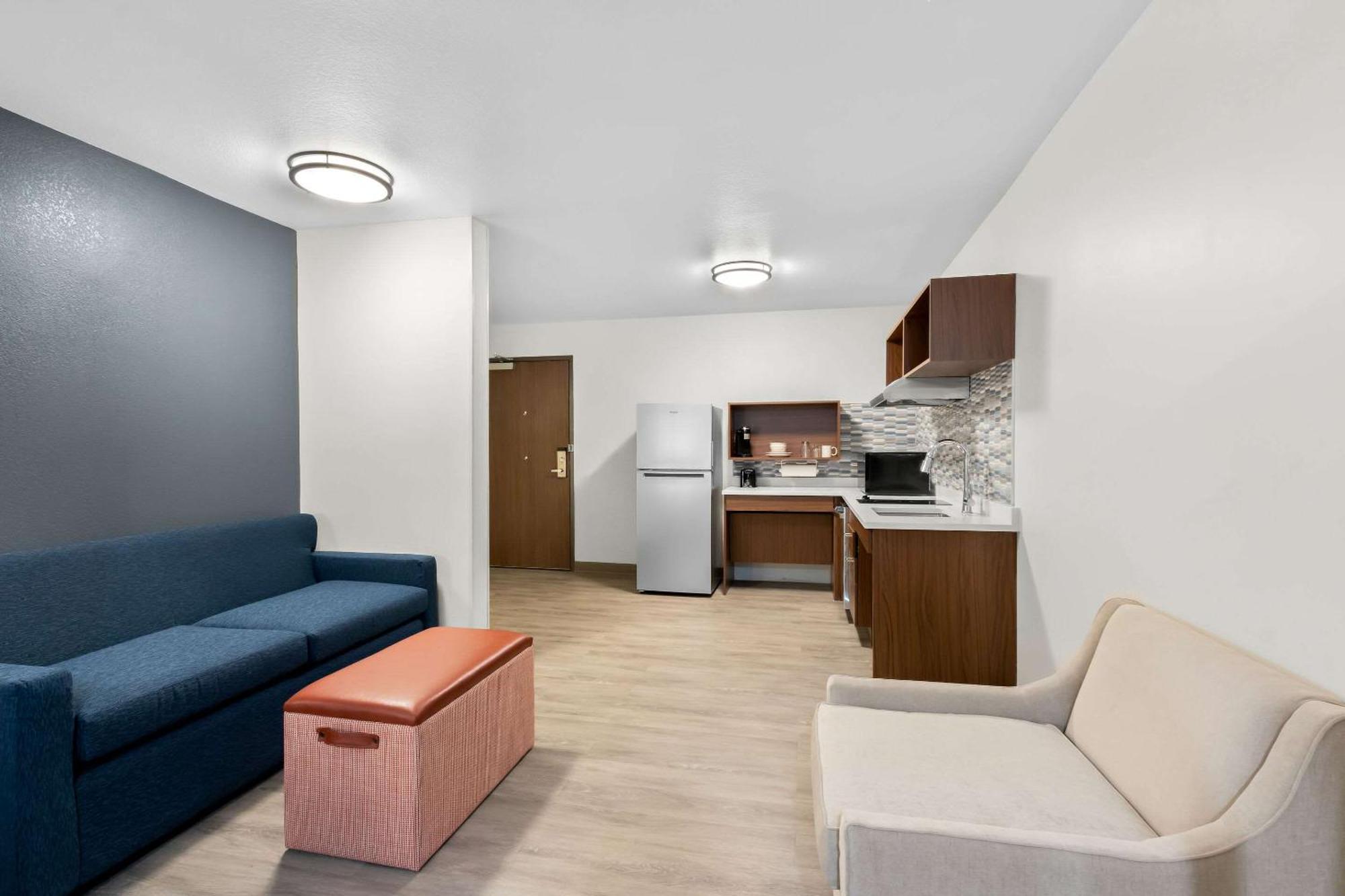 Everhome Suites Glendale Sports Entertainment District מראה חיצוני תמונה