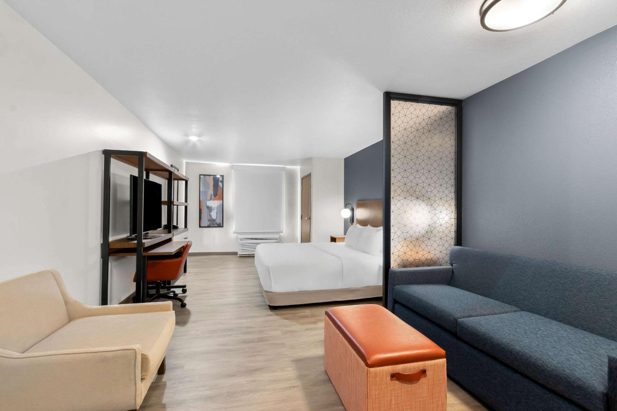 Everhome Suites Glendale Sports Entertainment District מראה חיצוני תמונה