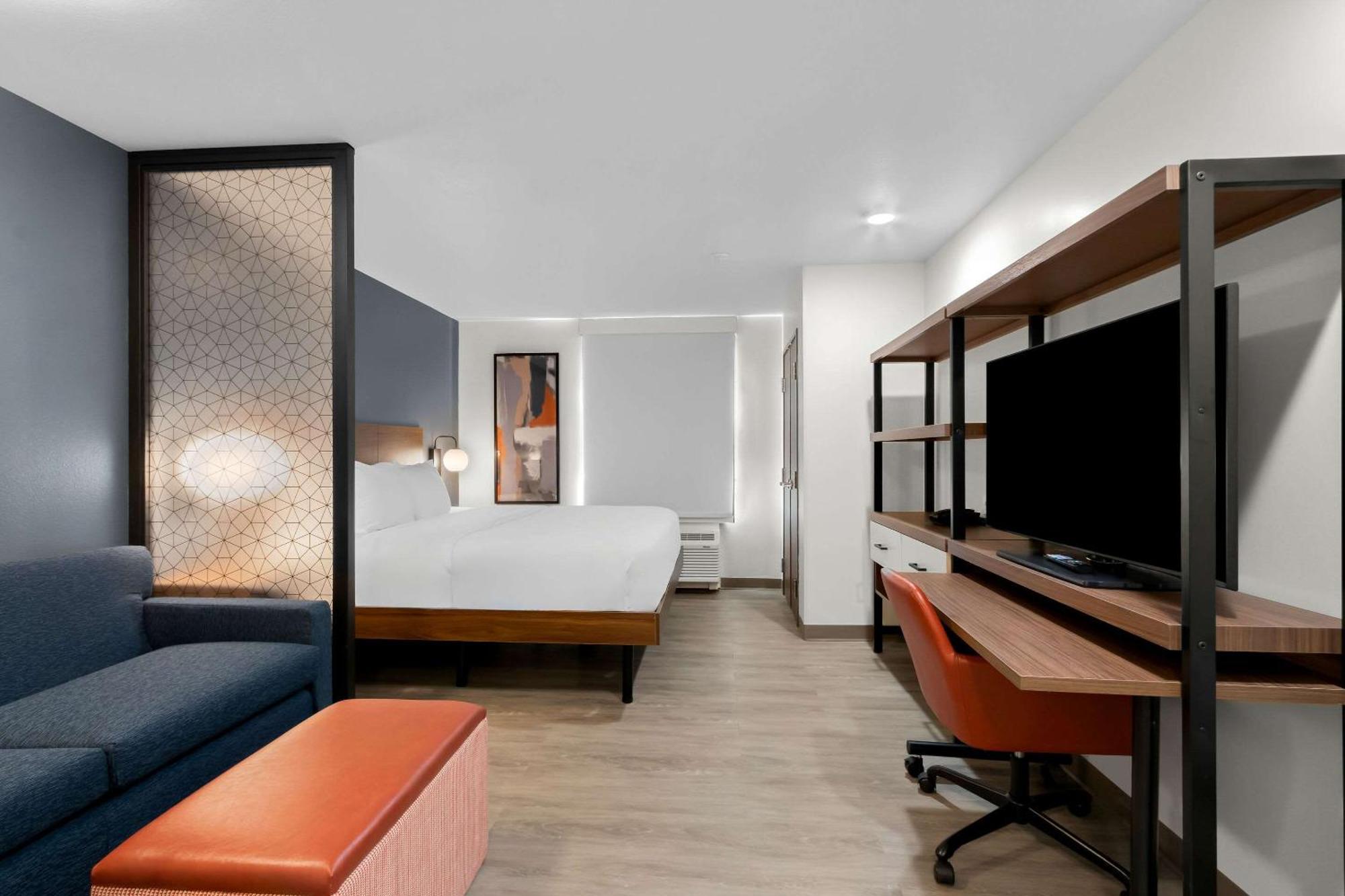Everhome Suites Glendale Sports Entertainment District מראה חיצוני תמונה