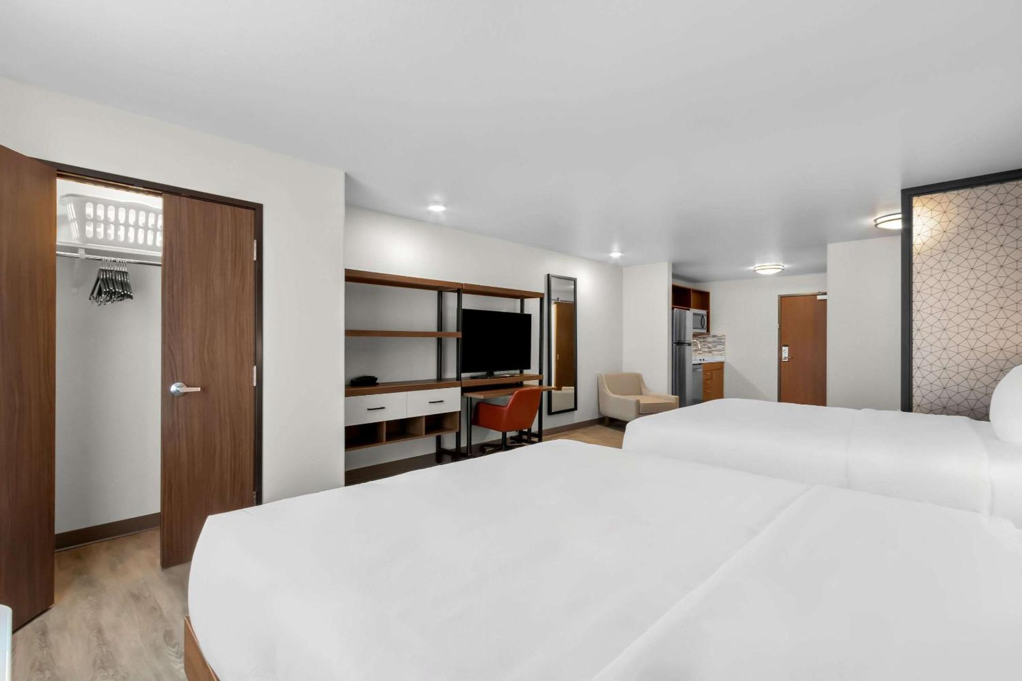 Everhome Suites Glendale Sports Entertainment District מראה חיצוני תמונה